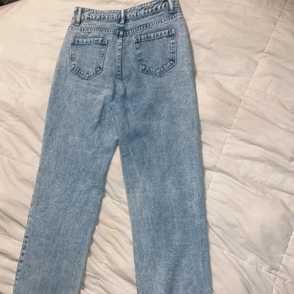 Light wash Jeans - Picture 2 of 2